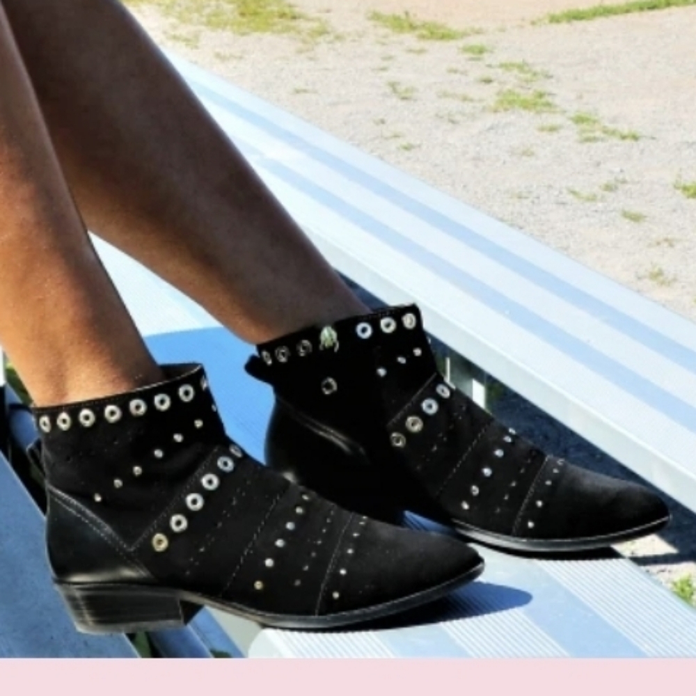 Geox black booties size 37
